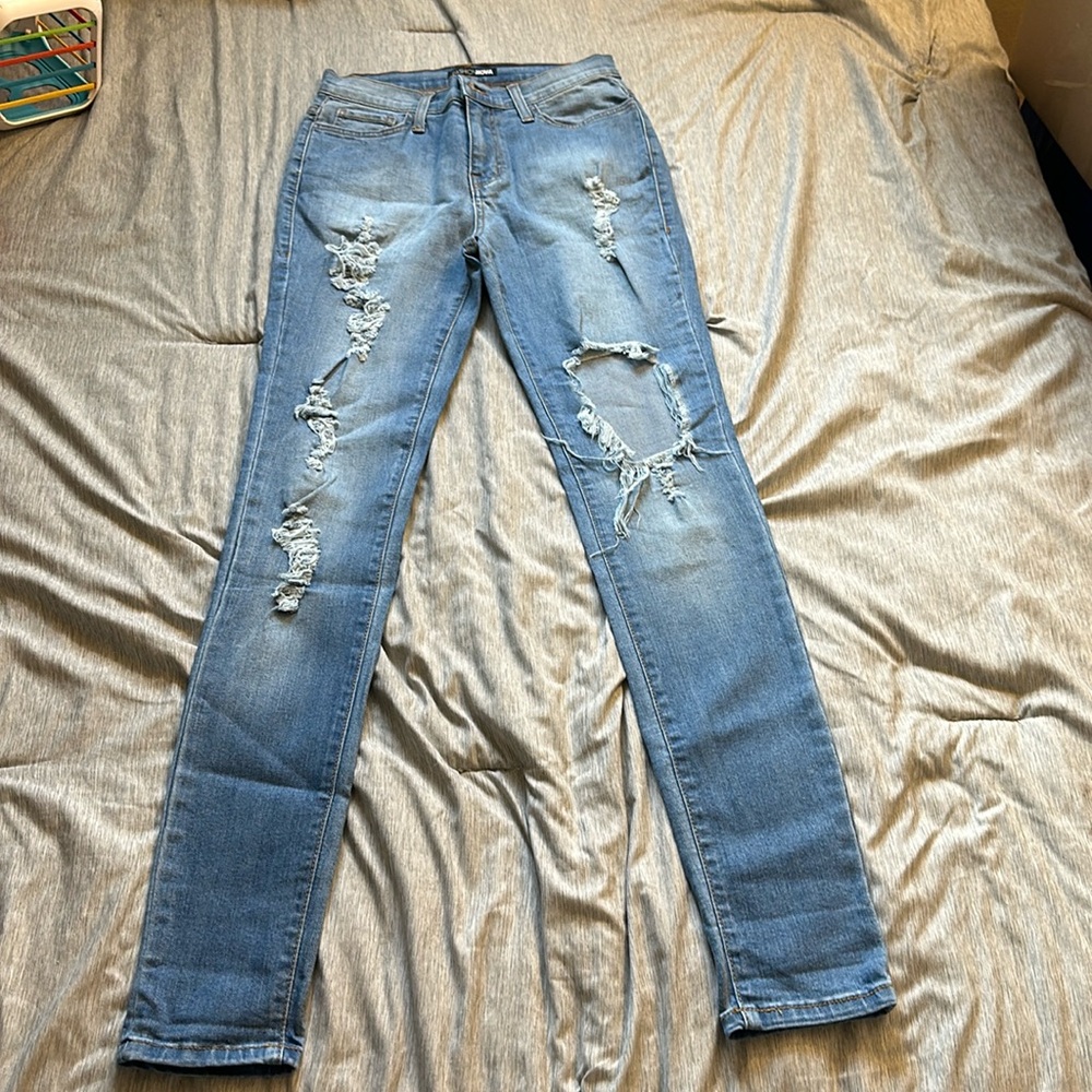 Light Wash Distressed Skinny Jeans